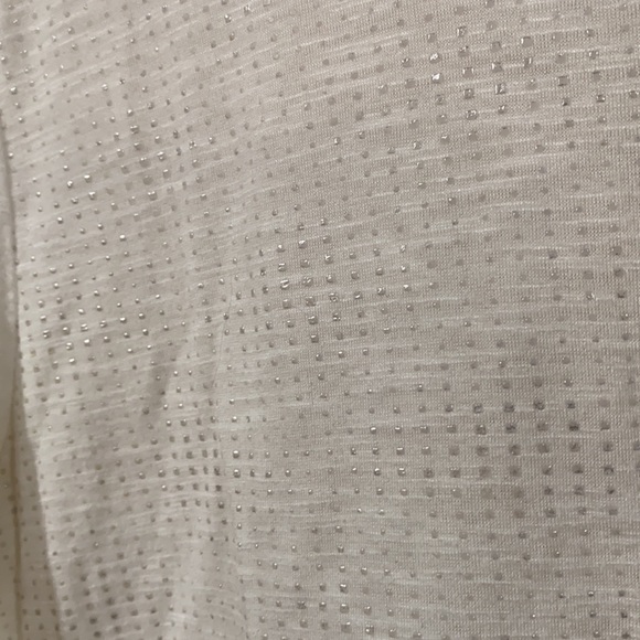 Peck & Peck- Large tshirt - Picture 2 of 4